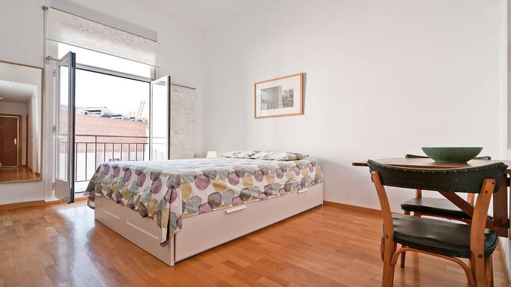Concepcion Jeronima Apartment Madrid Exterior photo