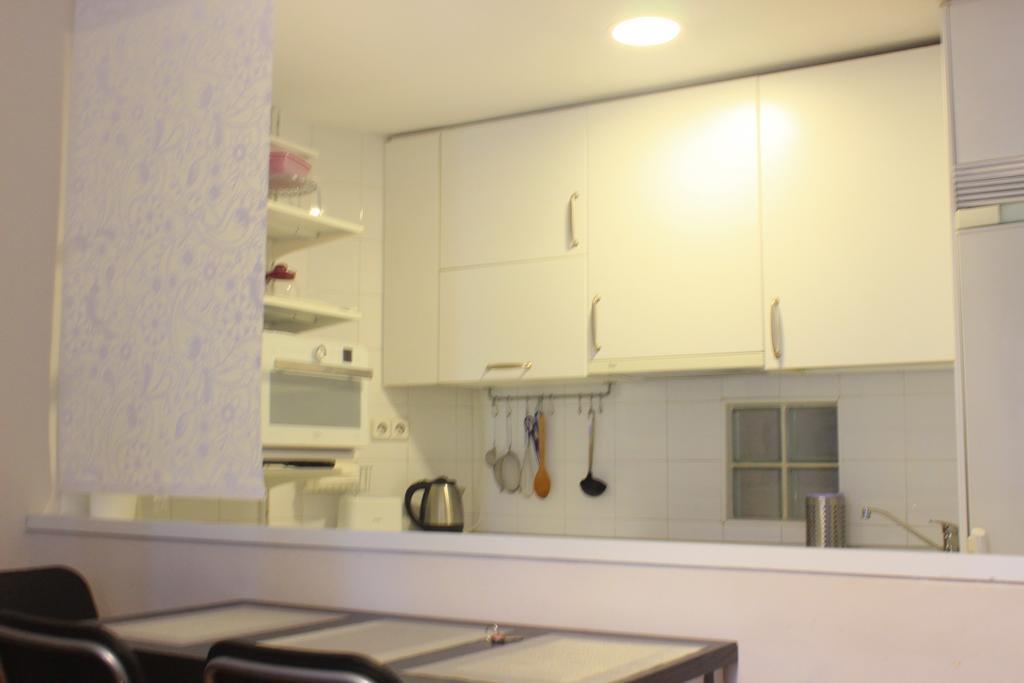 Concepcion Jeronima Apartment Madrid Exterior photo